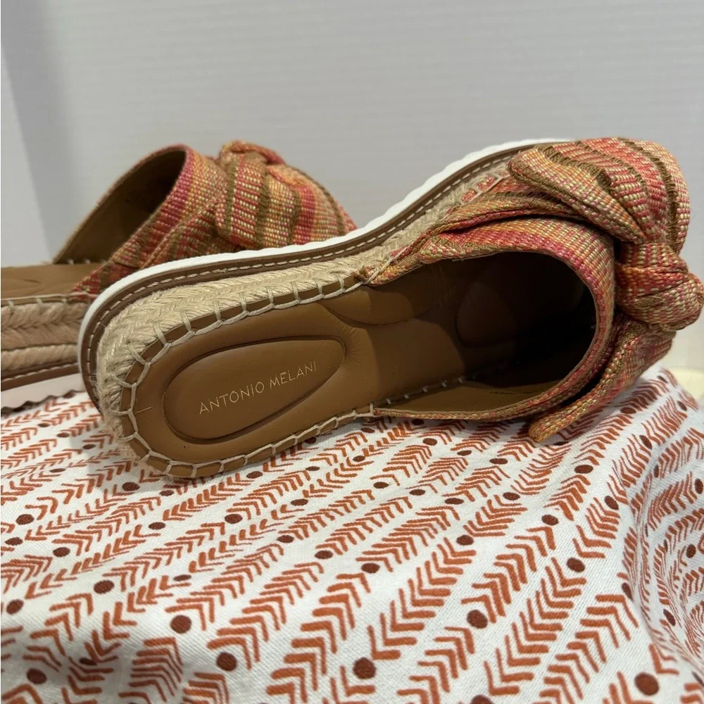 Antonio Melani Women's Multicolor Slide Sandals 8.5 look new leather upper